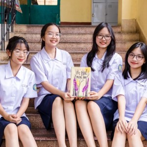NHẬN ĐỒNG PHỤC CHO NĂM HỌC MỚI 2024 - 2025