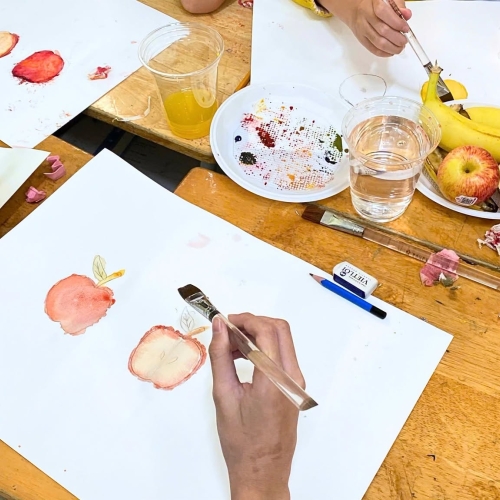 🌺 TIẾT HỌC “SALAD TRÁI CÂY” – KHÁM PHÁ CẤU TẠO BÊN TRONG QUẢ TÁO QUA NHỮNG LÁT CẮT 🍎